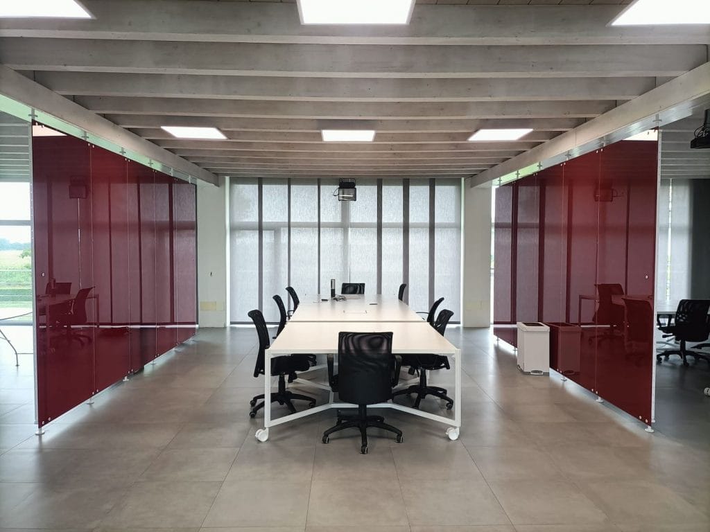 Tessuti a prestazione acustica per Replica Sistemi (Mantova)