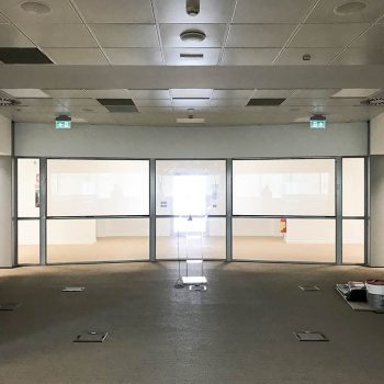 pareti-divisorie-vetrate-curvilinee-211503