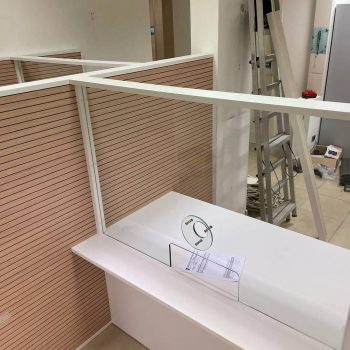 particolarevetropostazioneconforovoce-214568-214625